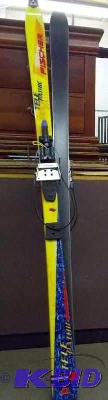lot 20 image: Cross-Country Skis