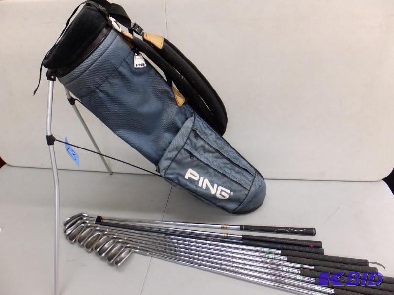 lot 23 image: Golf Clubs and Bag