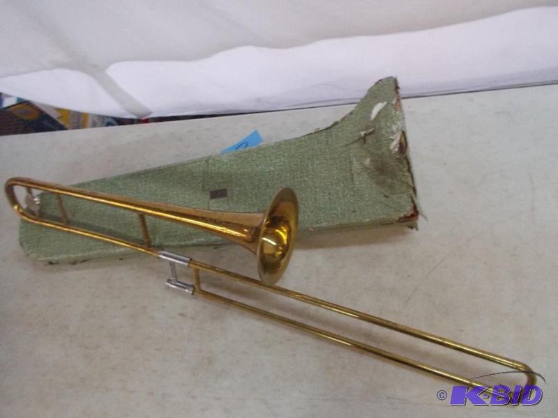 lot 3 image: Trombone