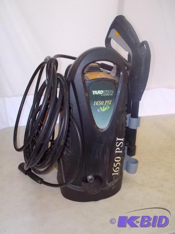 lot 39 image: Pressure Washer