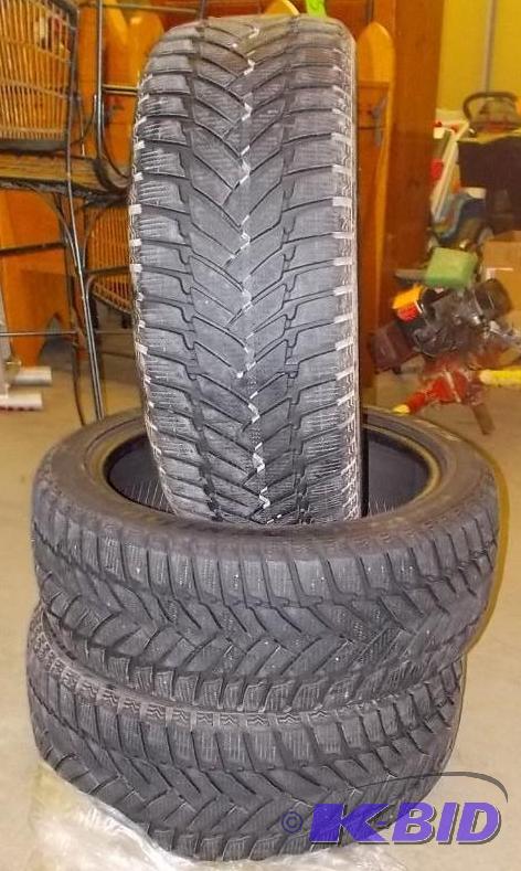 lot 40 image: Winter Tires