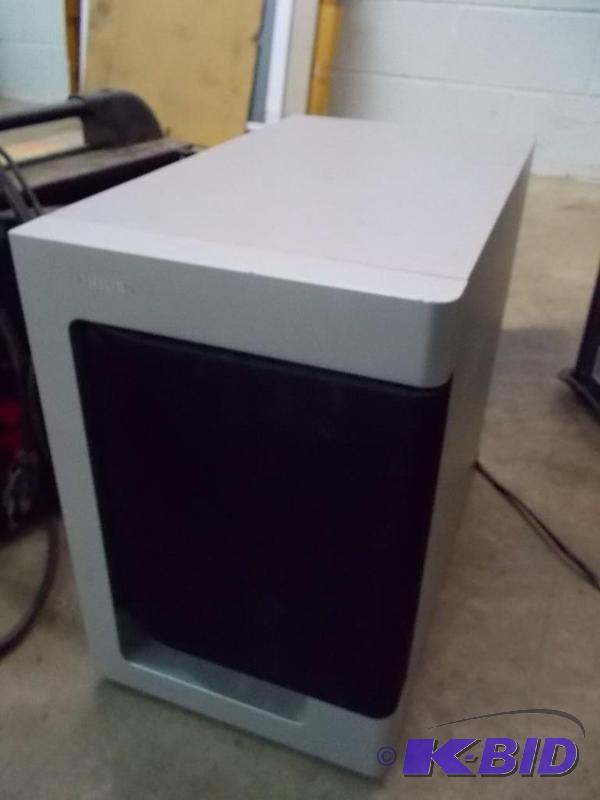 lot 45 image: Subwoofer 2