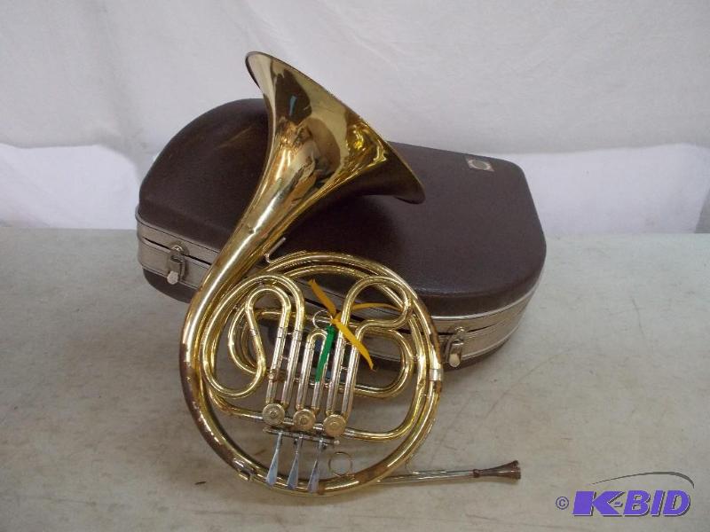 lot 5 image: French Horn