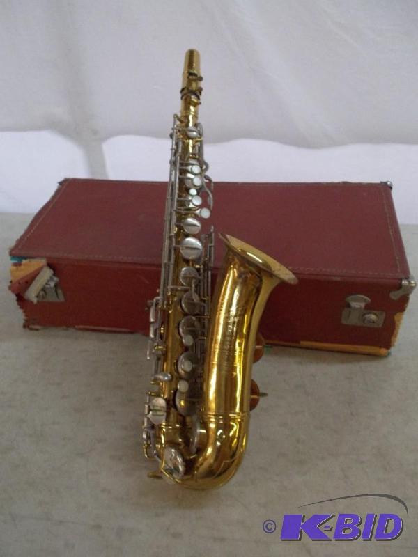 lot 6 image: Saxophone