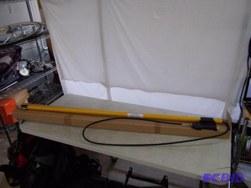 lot 82 image: Pressure Washer Wand