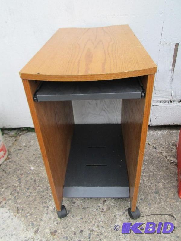 rolling computer table with sideslid out tray...