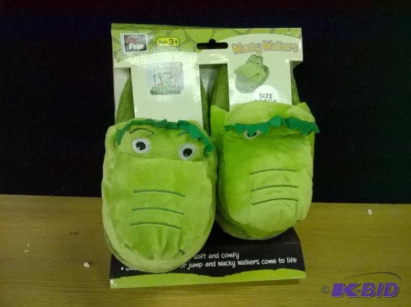 New Wacky Walker Slippers, Kids L, Gator