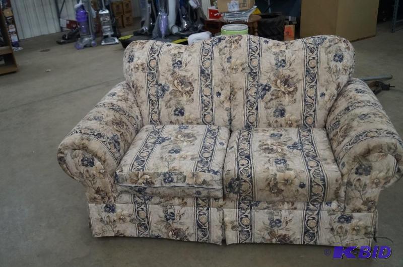 loveseat