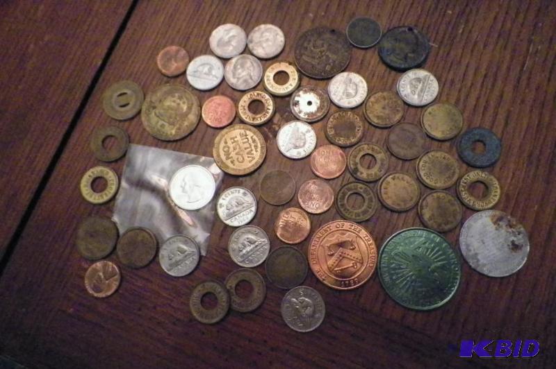 lot 12 image: Lot of old coins and Tokens
