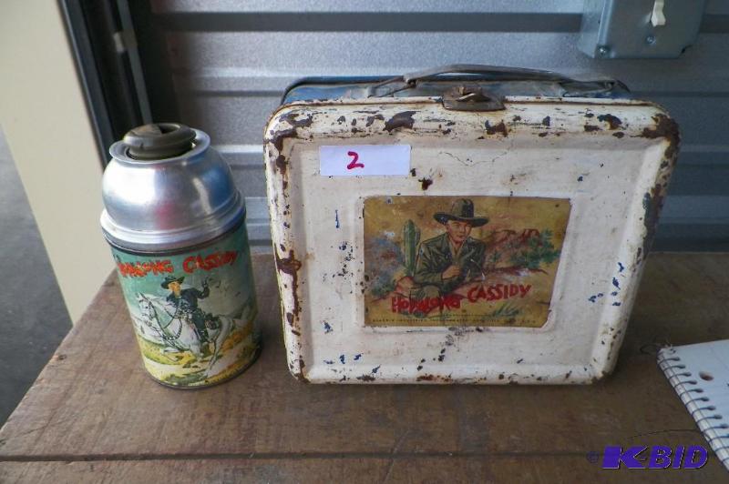 lot 2 image: Hopalong Cassidy Lunch Box plus Original Thermos