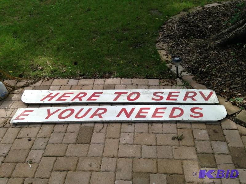 lot 3 image: Skelly Gas Station Sign