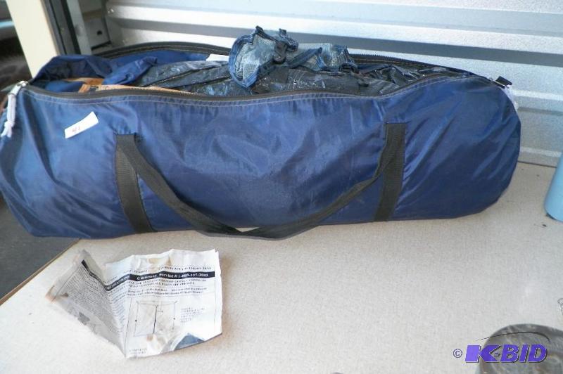 lot 41 image: 5 Person Tent