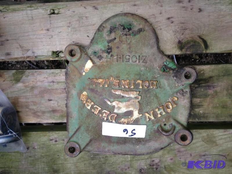 lot 56 image: John Deere Vintage part