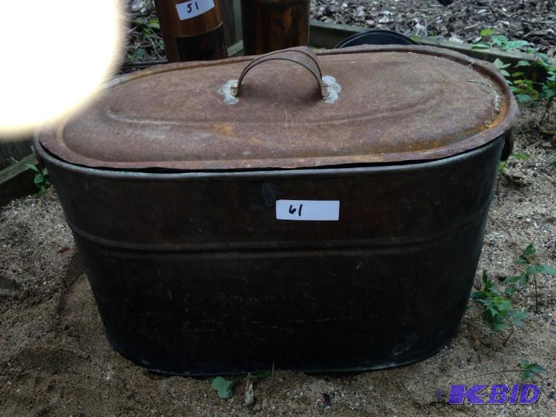 lot 61 image: Copper Boiler with both handles