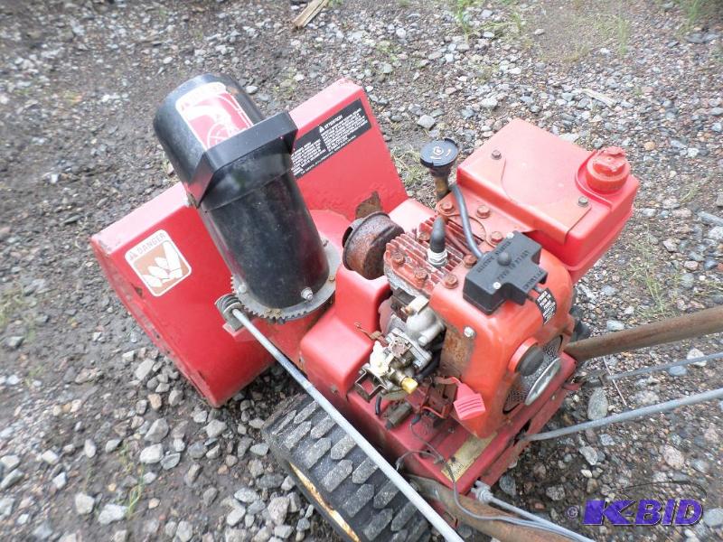 Toro 3521 Snow Blower, Electric Start, 21&quo... | LE September Lawn