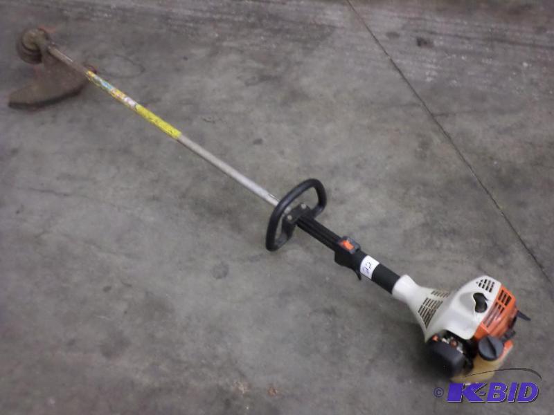lot 22 image: Stihl FS55 Gas Trimmer, Runs...