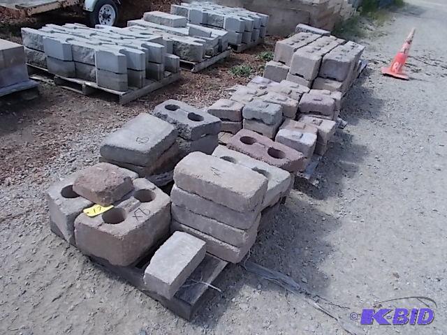 (4) Skids Assorted Rockwood Vintage Blocks Ap...