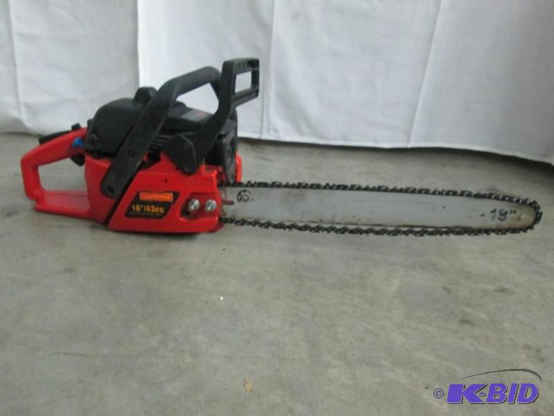 lot 10 image: Craftsman 18 Gas Chainsaw