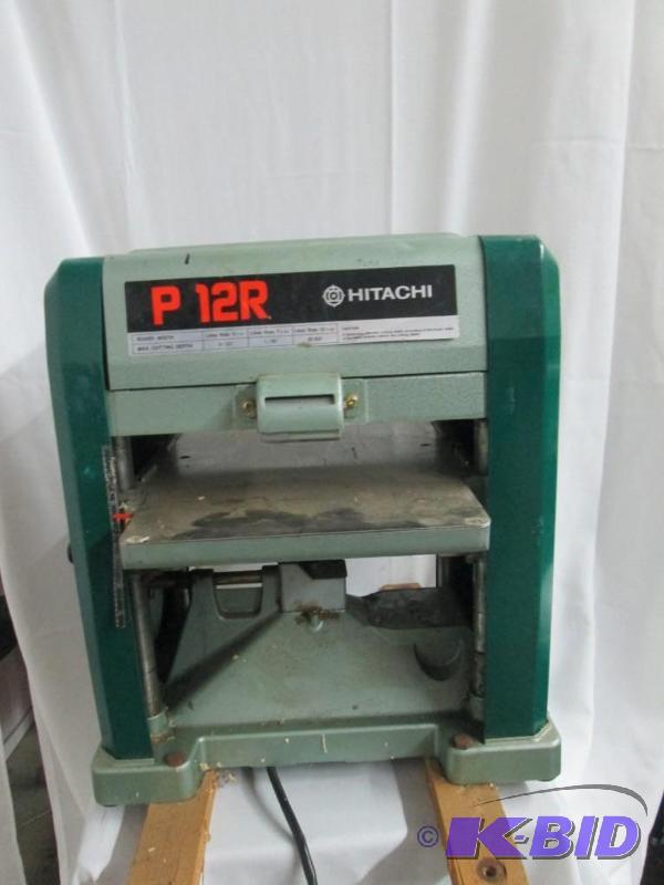 lot 20 image: Hitachi Portable Planer Jointer