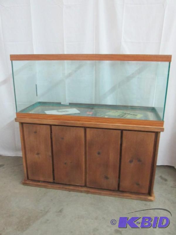 lot 25 image: Glass Tank w Wooden Cabinet