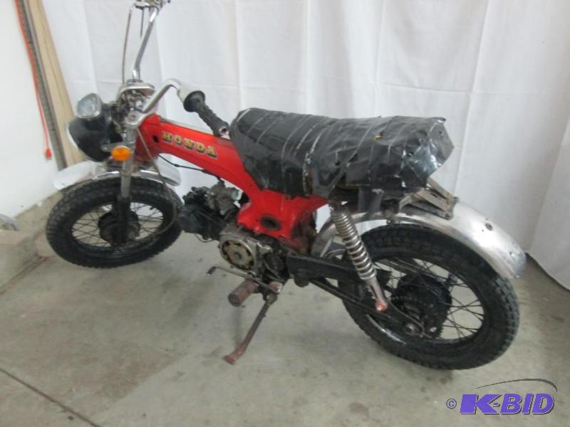 lot 4 image: 1973 Honda ST90 Motorcycle