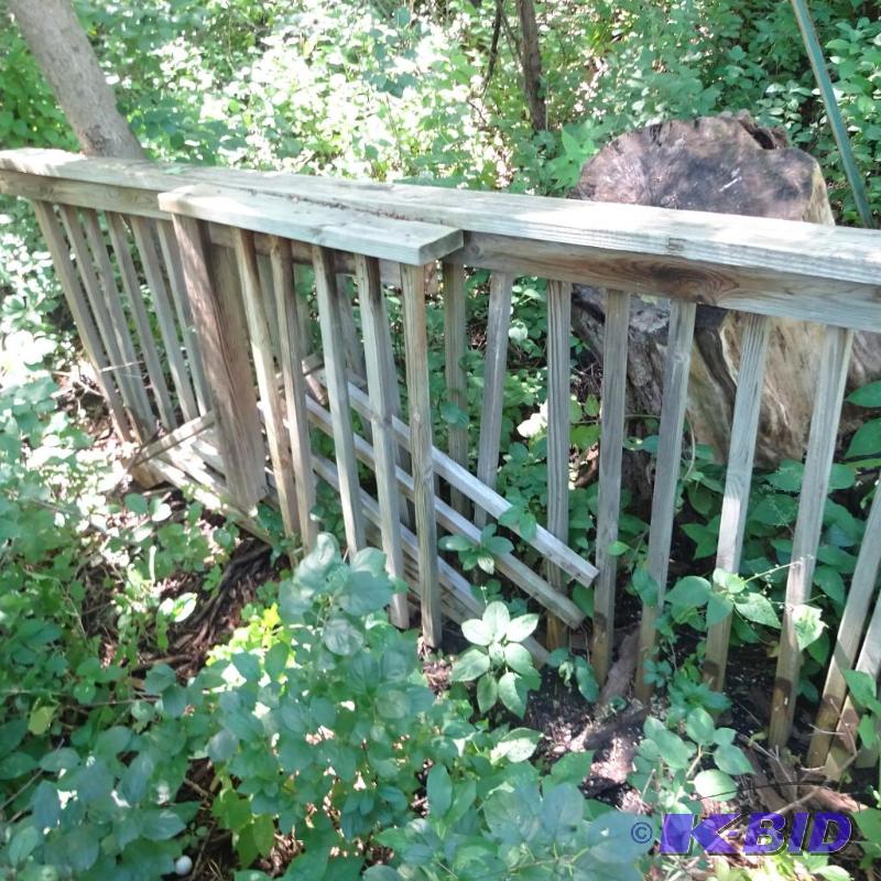 Green treated deck railing. 185 x 44. 119 x 4...