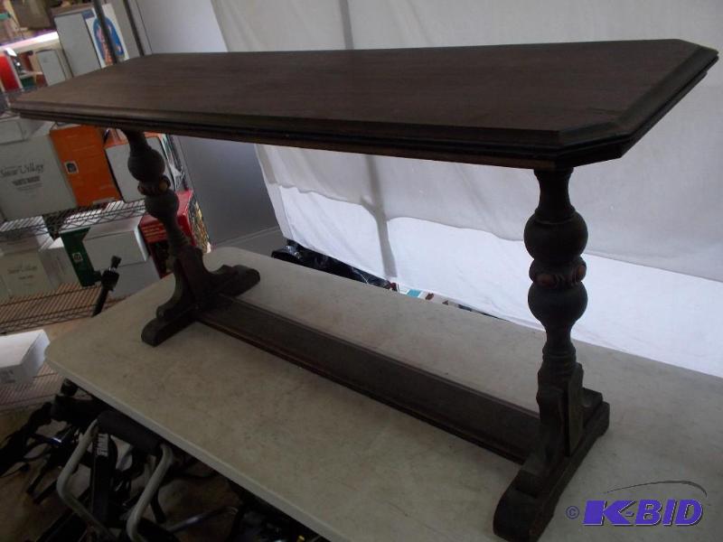 Accent Table