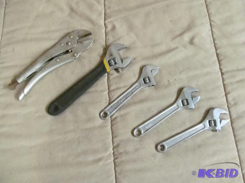 Wrench