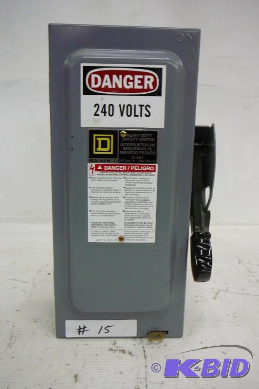 Heavy duty safety switch square D 30AMP 240VA...