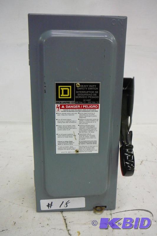 Heavy duty safety switch square D 30AMP 240VA...