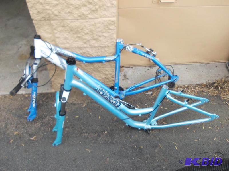 lot 28 image: 2-Bike Frames Only (NEXT, Diamond Back, Both ...
