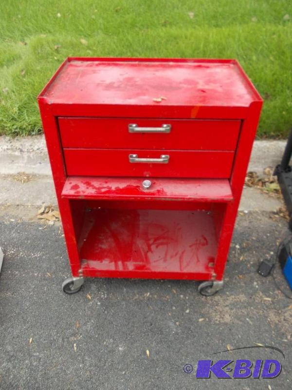 lot 37 image: Red Rolling Tool Box (2-Drawers, 1-Door Stora...
