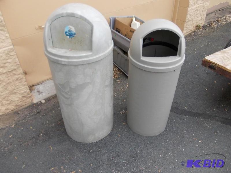 lot 47 image: Pair Of Rubbermaid Trash Cans...