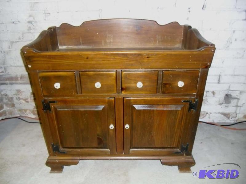 lot 20035 image: Vintage Pine  Duncan Phyfe style Dry Sink Cabinet