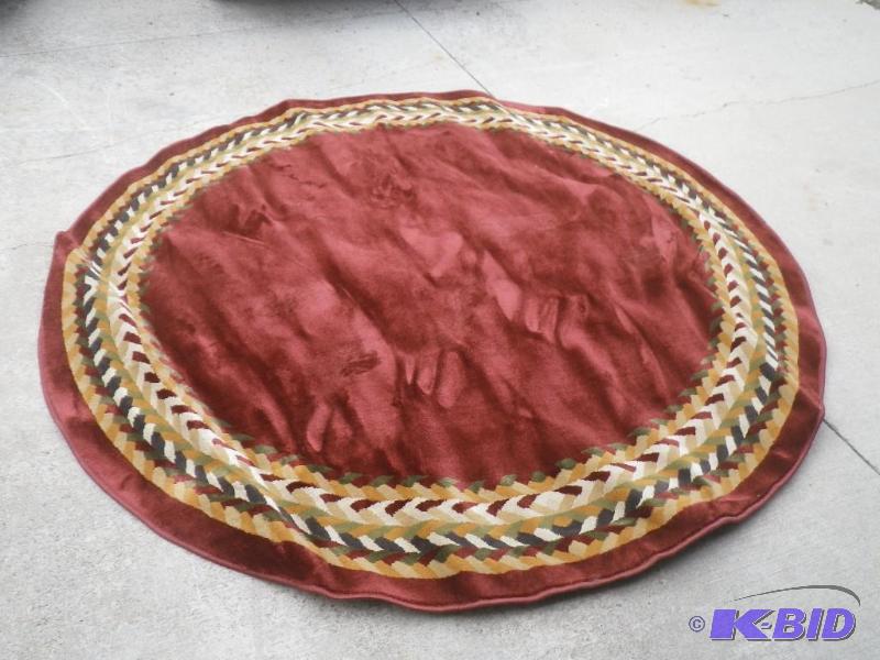 rug, about 6 diameter...