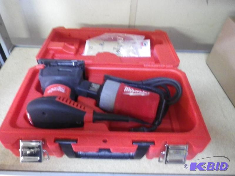 Milwaukee sander...
