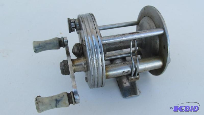 Vintage LureStop Reel