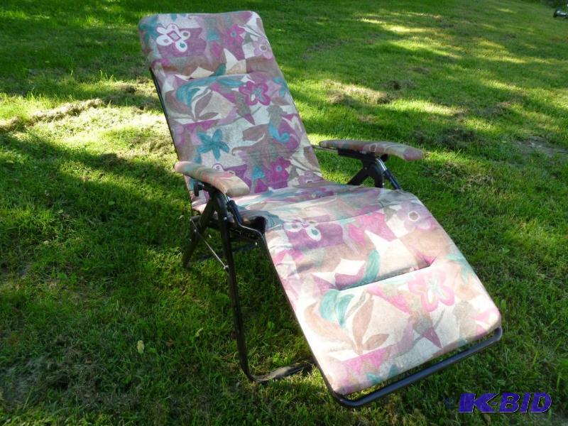 Heavy duty patio lounger chair, appears to be...