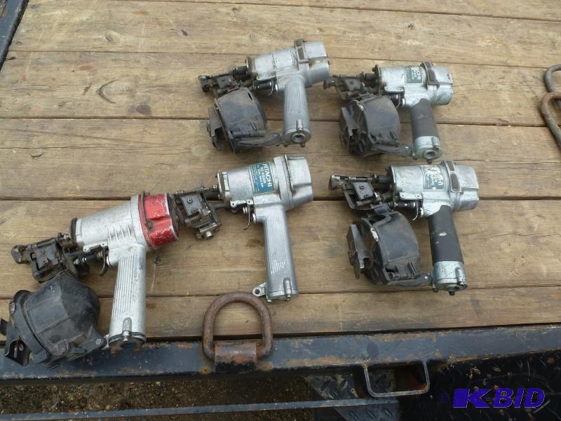 lot 29 image: Pneumatic&nbspnail guns Hitachi&nbspand mo...
