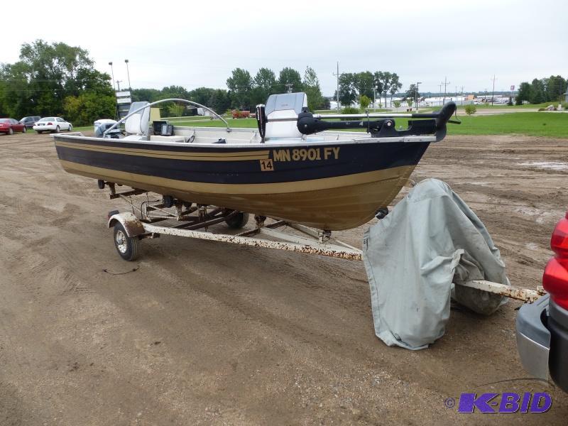 lot 3 image: 1980 Mirror Craft 14 Boat Has 9.9 Hp Evinru...