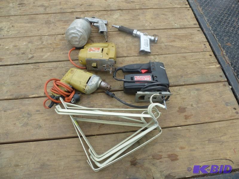 lot 31 image: Black & Decker power tools Drill, Sabre&...