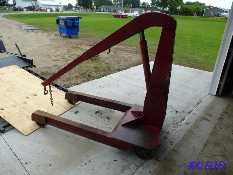 lot 46 image: Star Crane hydraulic cherry picker Model 300...
