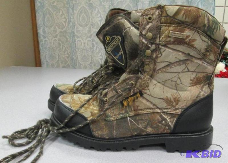 lot 112 image: Authentic La Crosse Insulated Size 11.5 Hyper...
