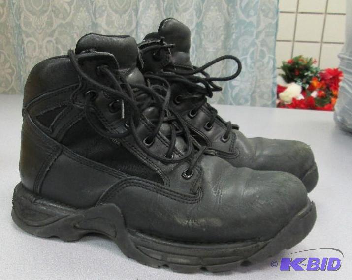 lot 116 image: Danner Black boot Terra Force oil and slip re...