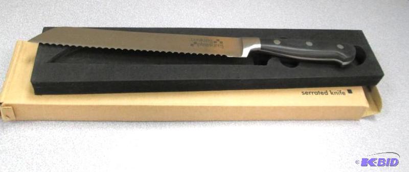 lot 150 image: Cooking Pleasures Serrated knife...