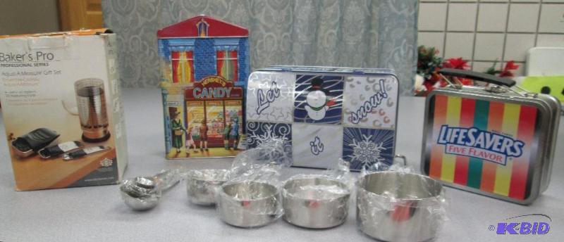 lot 151 image: USED AND NEW Measuring cup and spoon, Bakers...