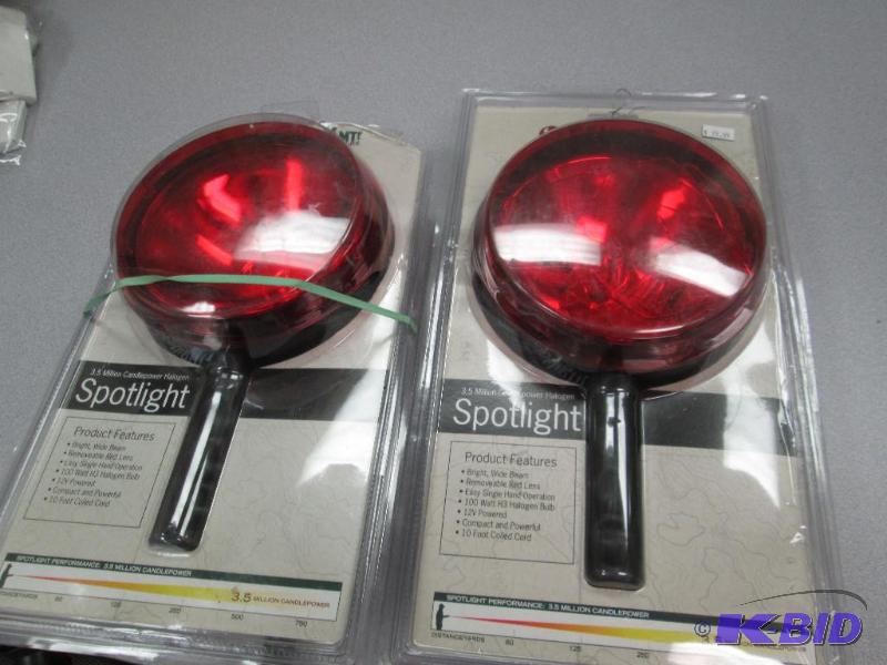 lot 222 image: Qty 2 Gander MTN spot light one is broke eith...