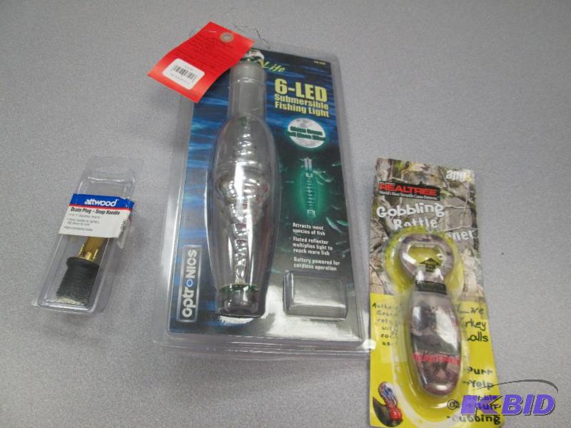 lot 224 image: Night-n-Lite 6-Led submersible fishing light ...