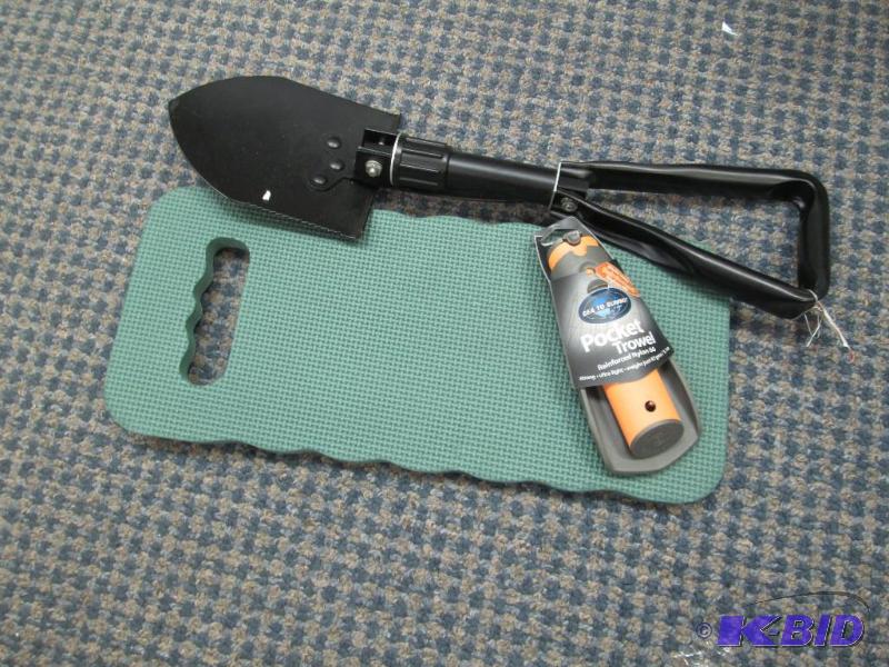 lot 250 image: Fold up shovel, pocket trowel, and a mat to k...