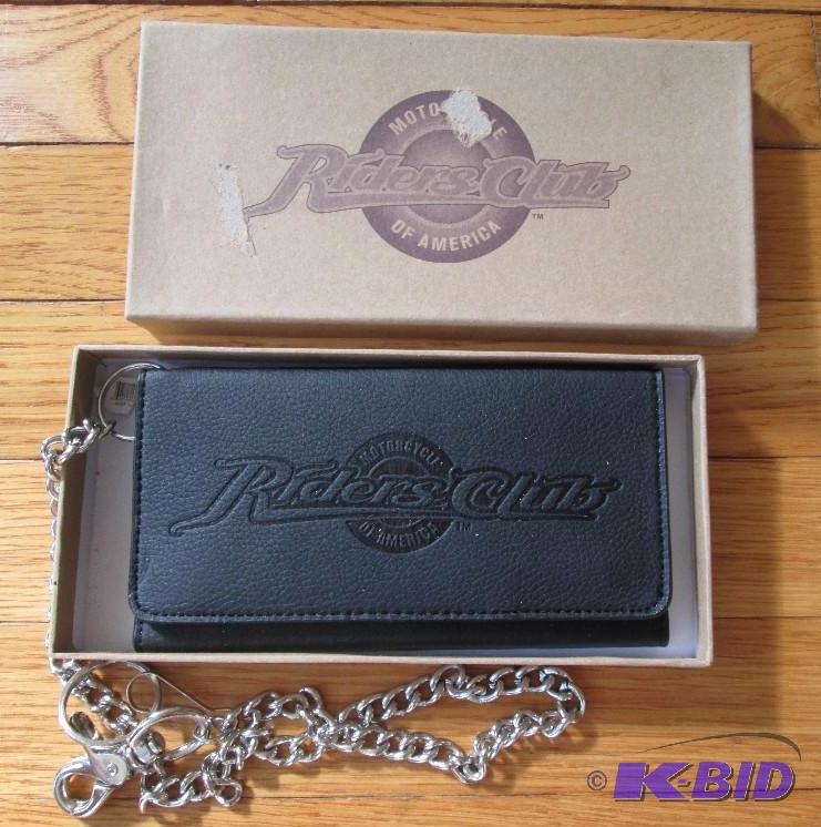 lot 291 image: Mortorcycle Riders Club of America wallet in ...